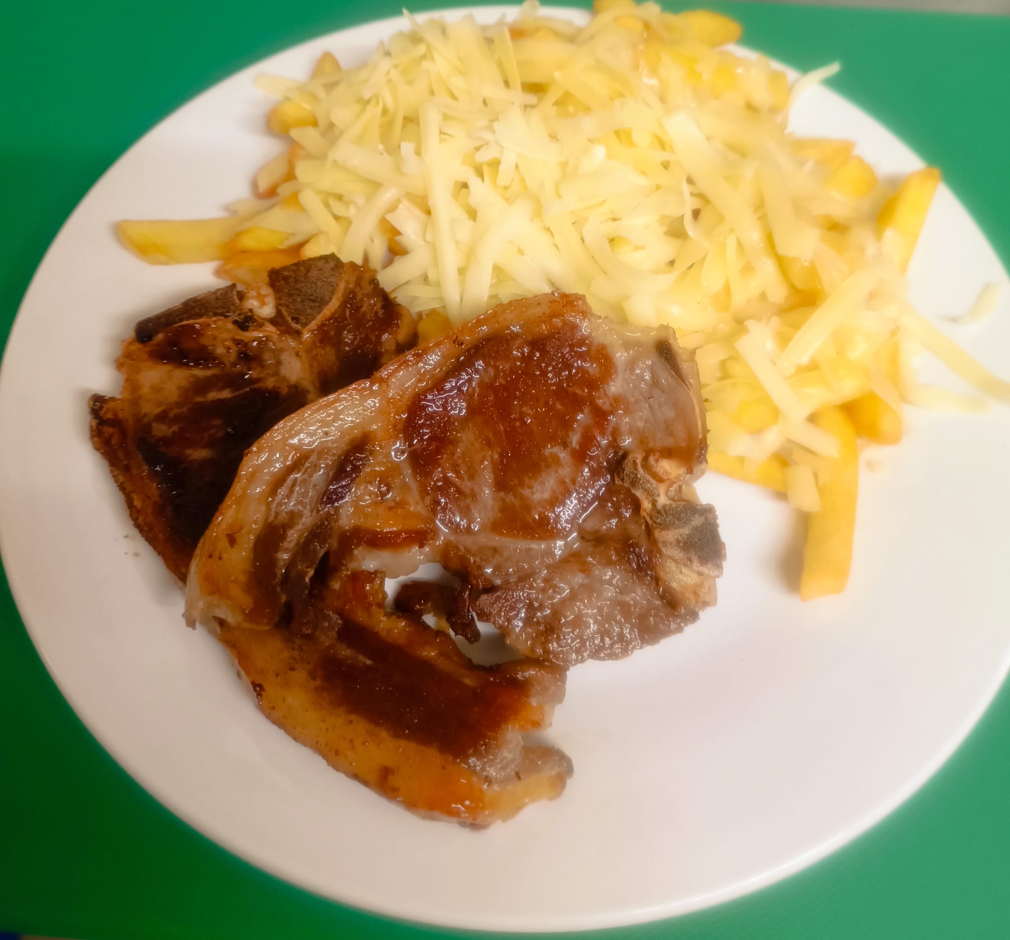 Quality meal served to construction workers